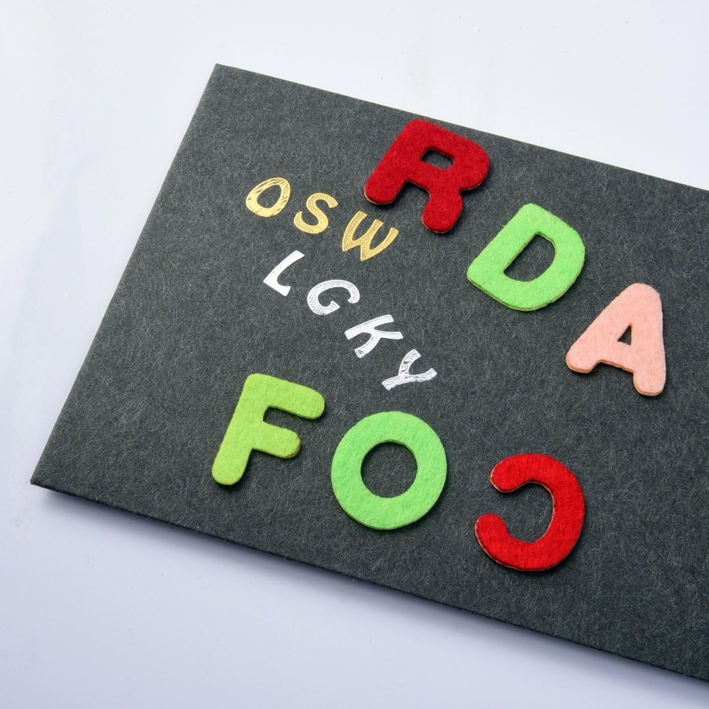 Outus Felt Letters Stickers Self-Adhesive Alphabet Letters for Kids DIY Craft 500 Pieces, 1 Inch Assorted Colors