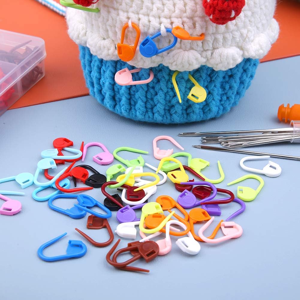 LUNARM 315 Pieces Stitch Markers for Crocheting, Stitch Locking Clip Colorful Knitting Markers Crochet Clips with 15 Pieces Big Eyes Blunt Sewing Needles (2inch/2.3inch/2.7inch)