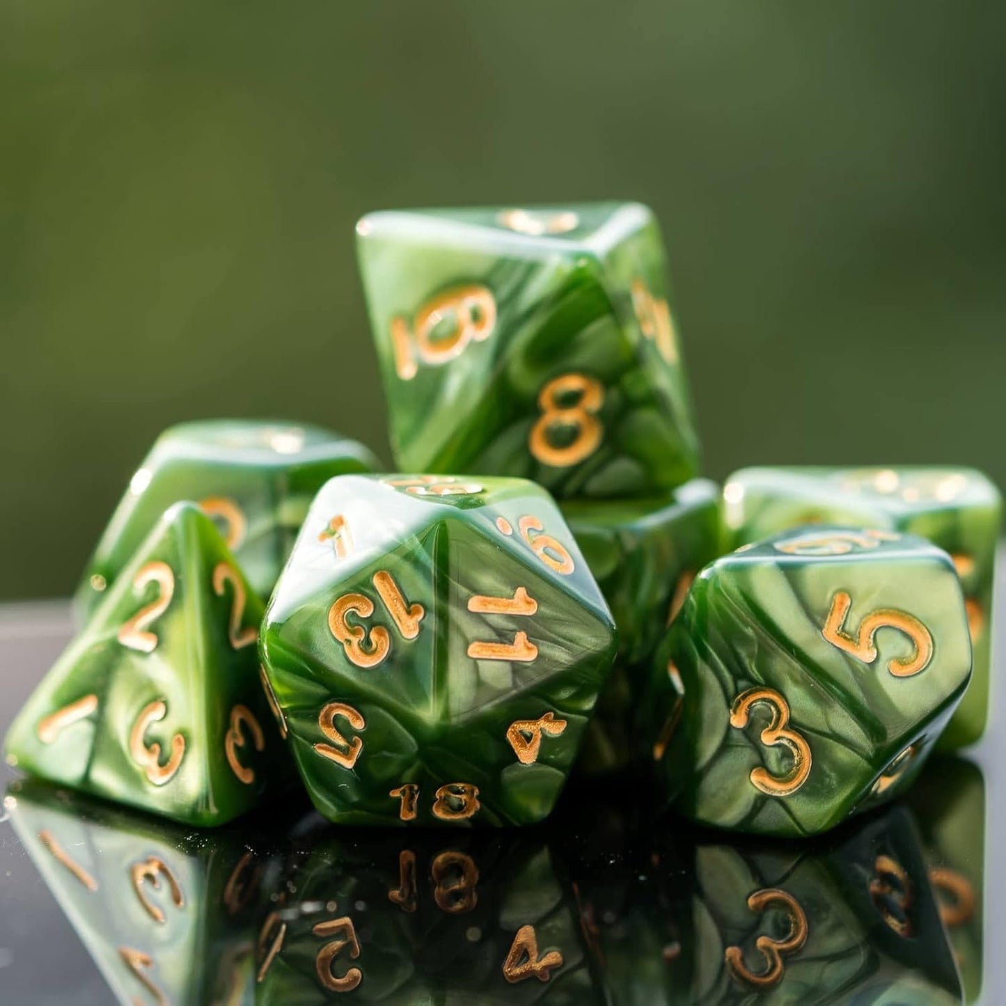 7-Die DND Dice Set Polyhedral Dice Set with a Leather Dice Bag, D&D Dice Set for Dungeons and Dragons, RPG Table Games (Green)