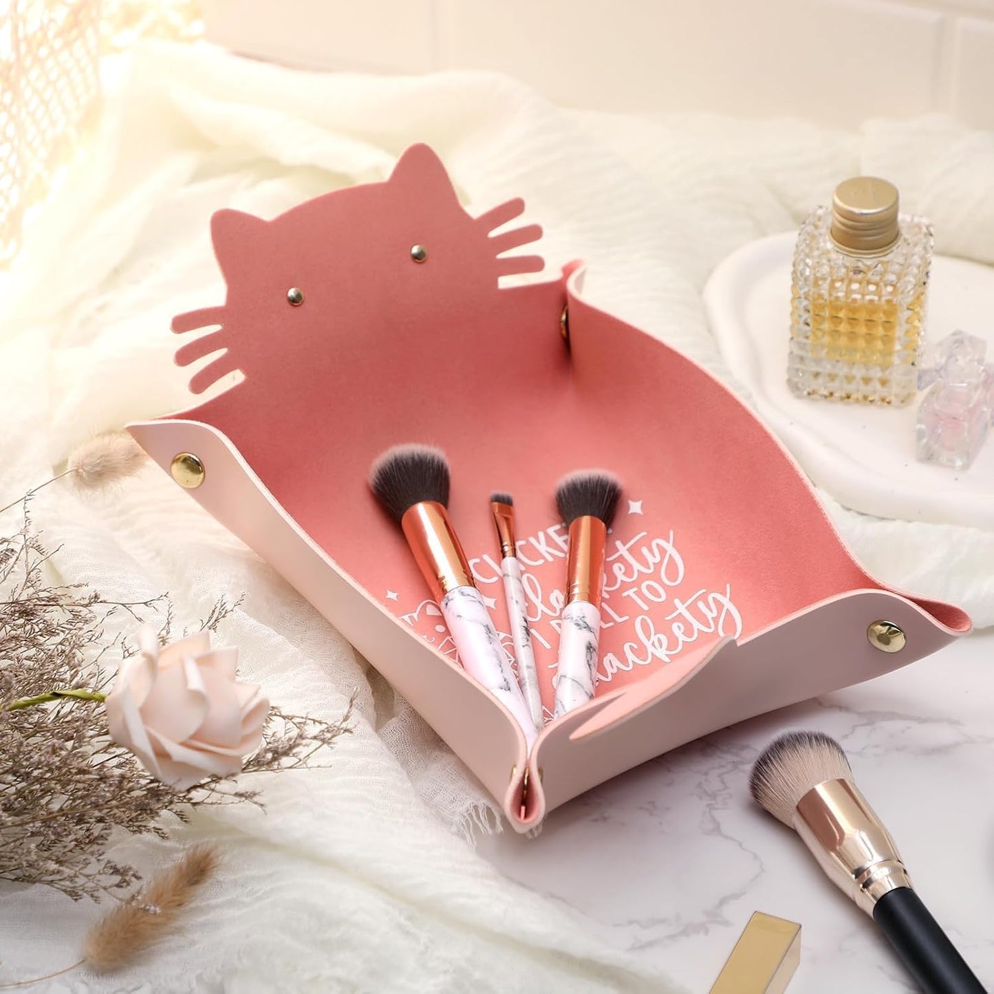 Cat Dice Tray Pinkk for Rolling Funny Folding Leather Dice Tray Portable Travelling Dice Storage Accessories Decorative Desk Organizer for RPG, DND Game Players