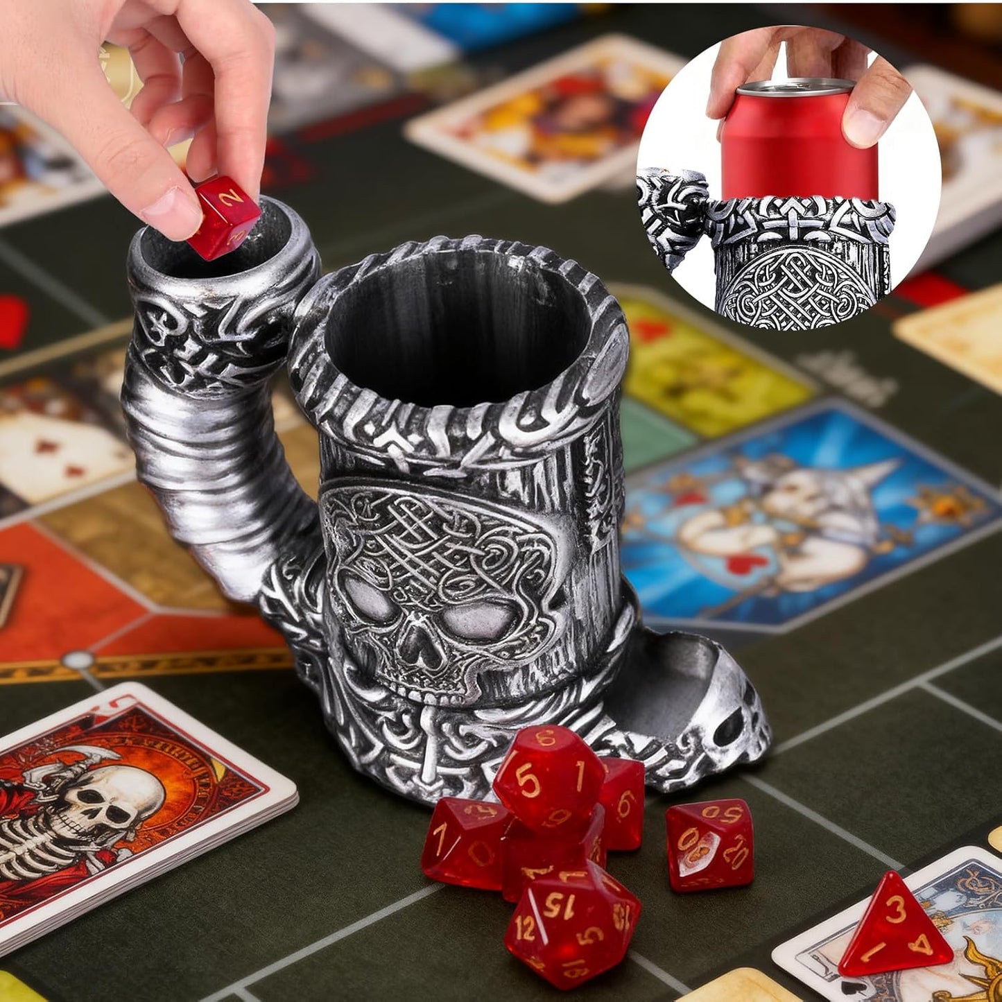 Dice Tower Mug, Dice Rolling Tower, Comes with 7 PCS Dice Set, Suitable for DND Dungeons and Dragons, Tabletop Games, Available As Drink Holder, D&D Gifts, DND Accessories (Silver Skull)